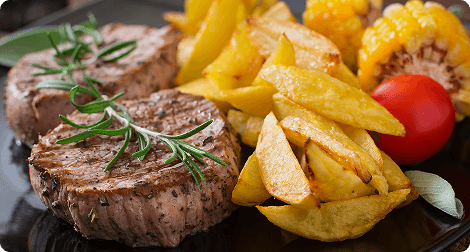 Lean meal with grilled steak and vegetables